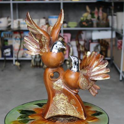 創(chuàng)意與寓意的優(yōu)雅棲居 批發(fā)樹脂工藝鴿子擺件，妝點(diǎn)家居與饋贈(zèng)的藝術(shù)